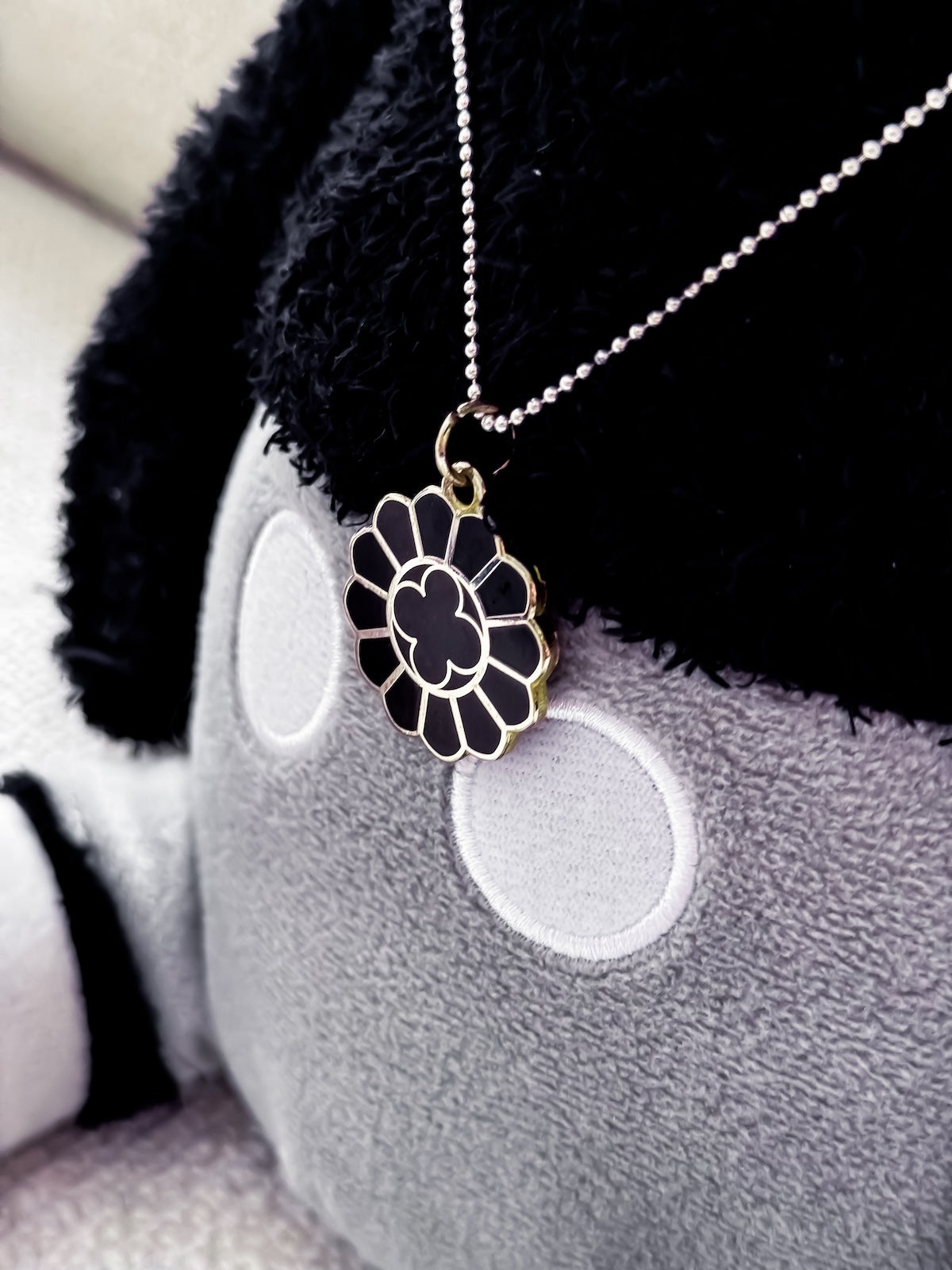 NEW! THE ROSE NECKLACE